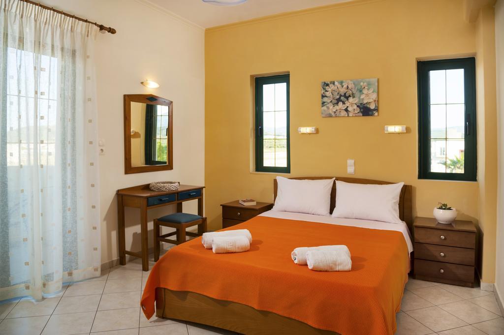 Mesogios Beach Korfalonas Exterior photo
