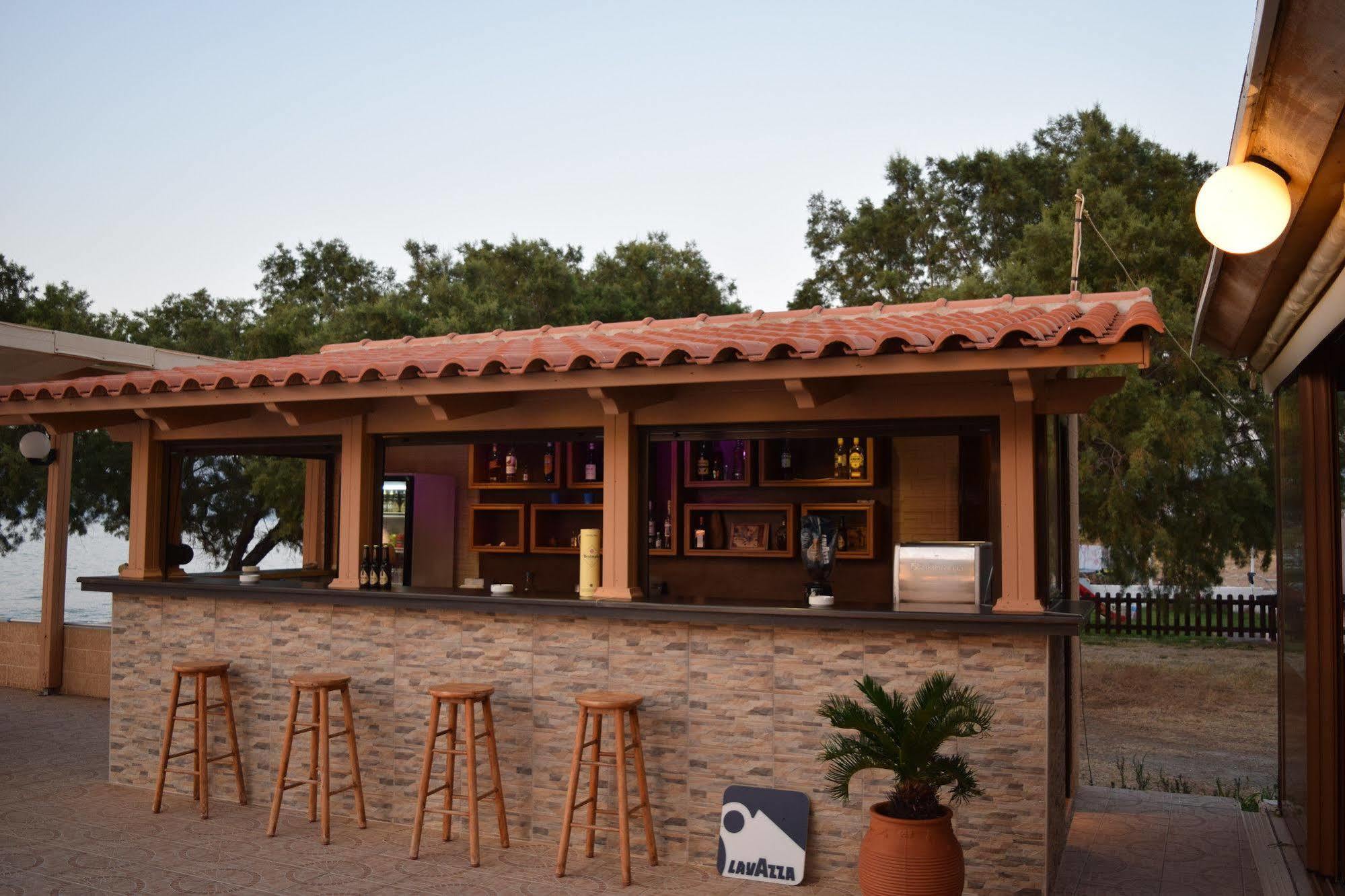 Mesogios Beach Korfalonas Exterior photo